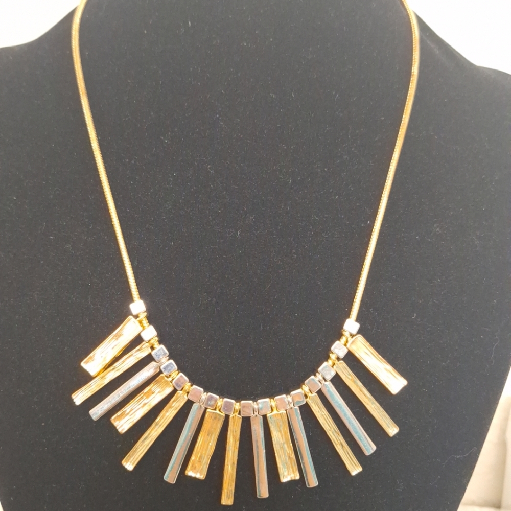 Vtg Liz Claiborne Two Tone Fringe Fan Drop Statement Necklace 18-20" G &S Tone - Picture 1 of 6